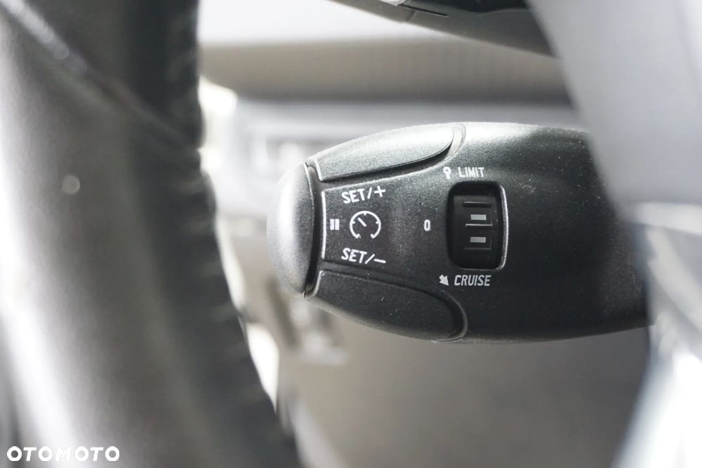 Peugeot 2008 82 e-VTI ETG5 Active - 39