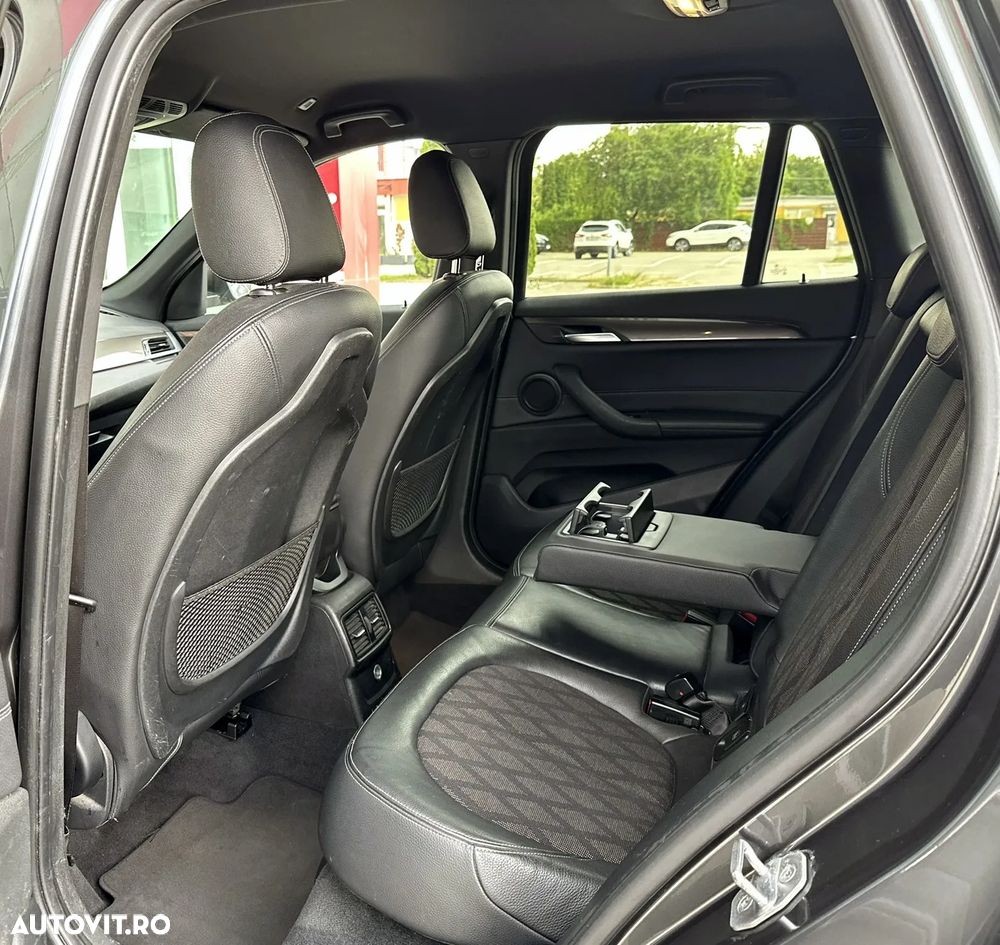 BMW X1 - 36