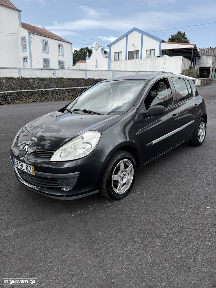 Renault Clio - 4