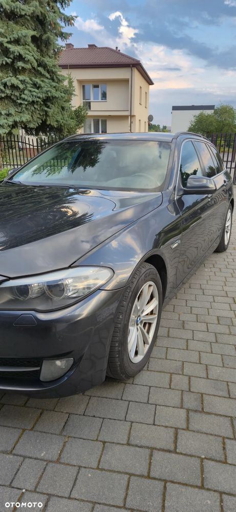 BMW Seria 5 520d Touring - 1