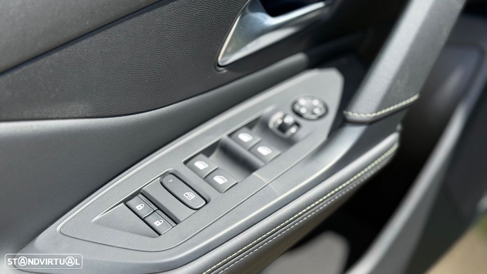 Peugeot e-308 156 GT - 16