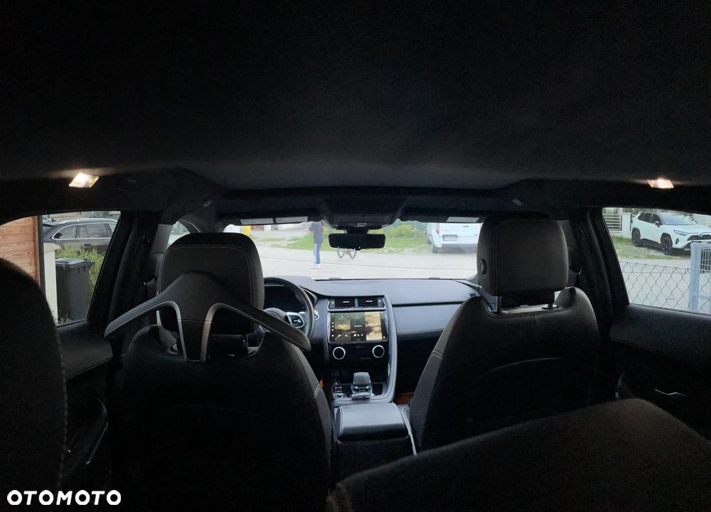 Jaguar E-Pace 2.0 P300 mHEV AWD 300 Sport - 27