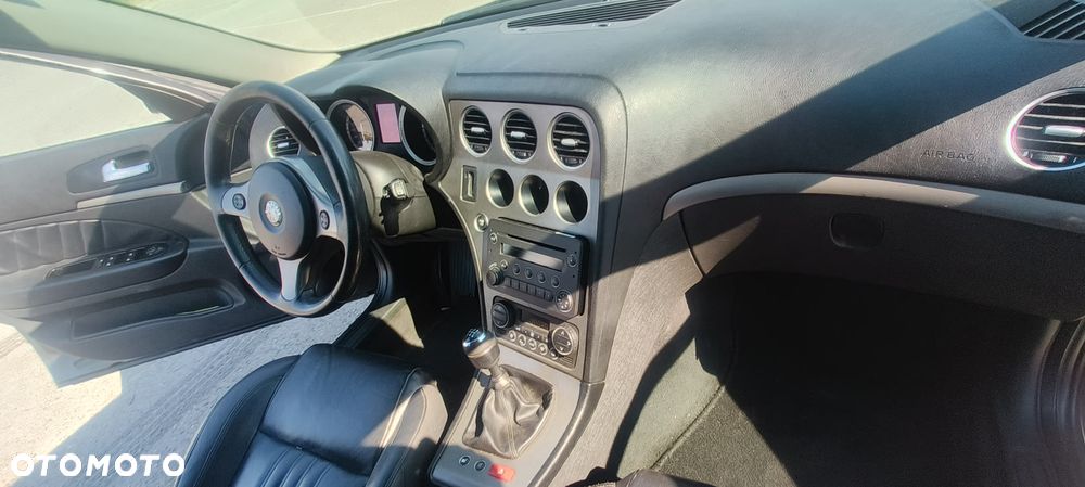 Alfa Romeo 159 1.9 JTDM 8V DPF Distinctive - 18