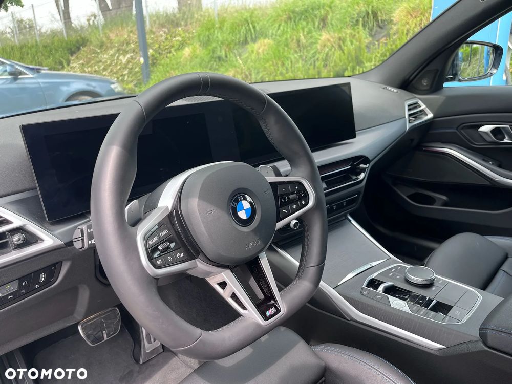 BMW Seria 3 320d xDrive mHEV - 14