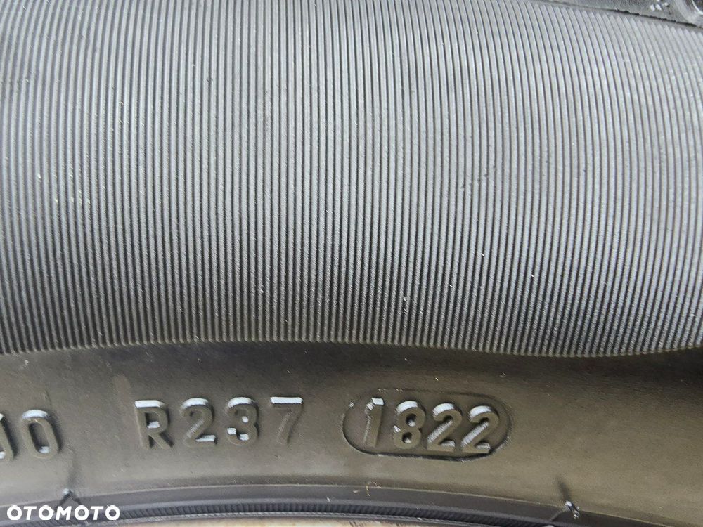 Volkswagen Passat - 27