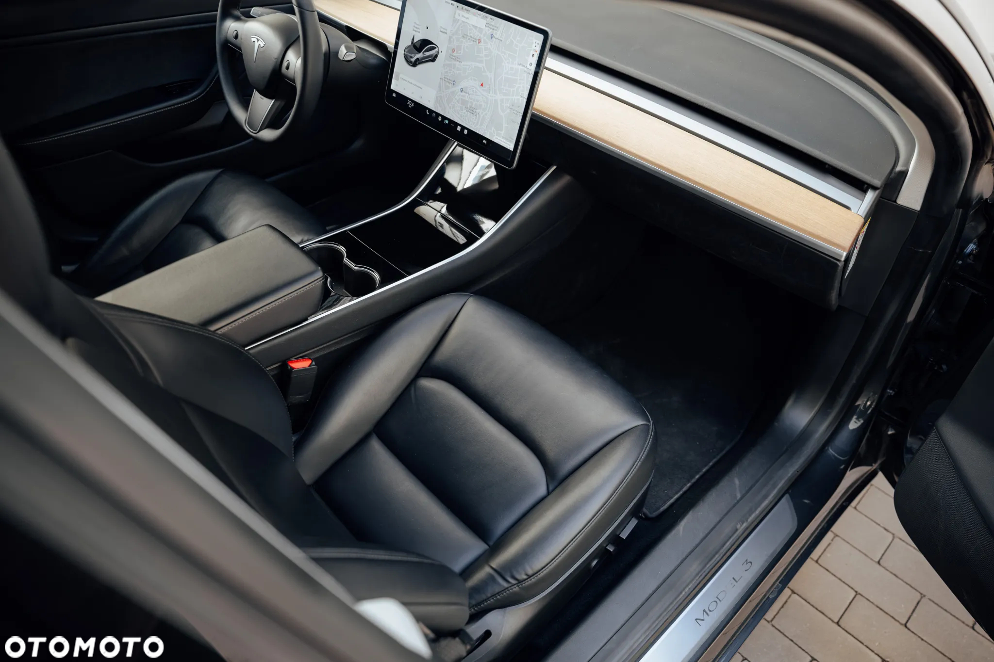 Tesla Model 3 Standard Reichweite Plus Hinterradantrieb - 18