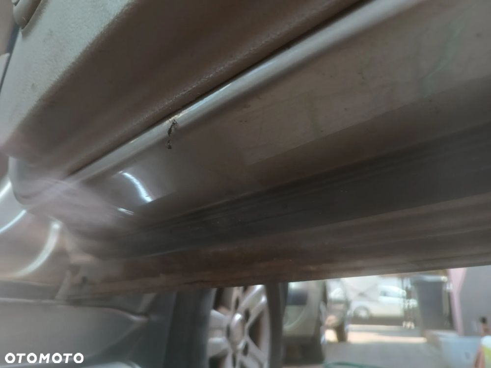 Kia Sorento I 1 drzwi lewy prawy przód tył szyba lusterko - samochód na części Częstochowa - 14