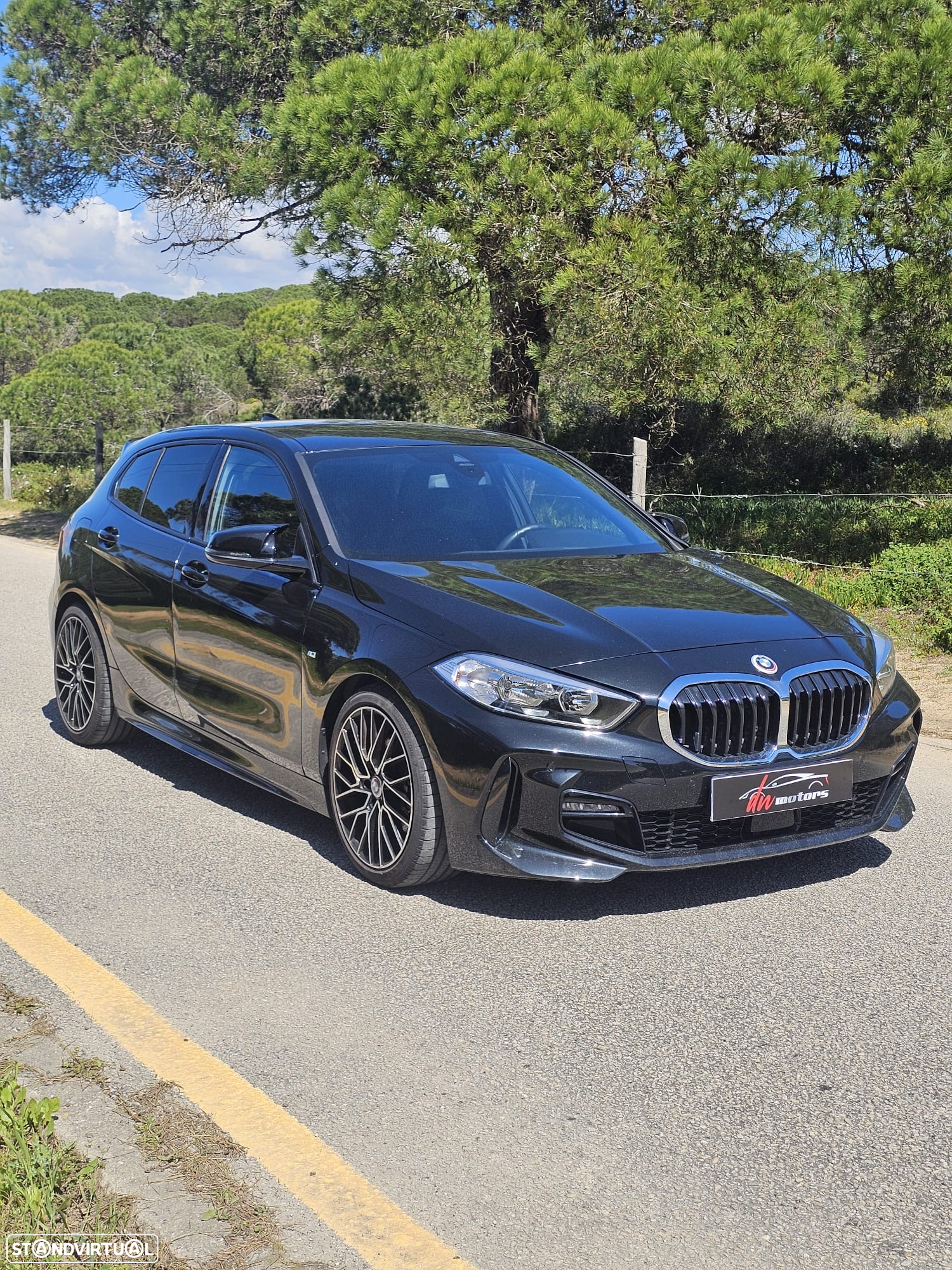 BMW 118 i Pack Desportivo M Auto - 2