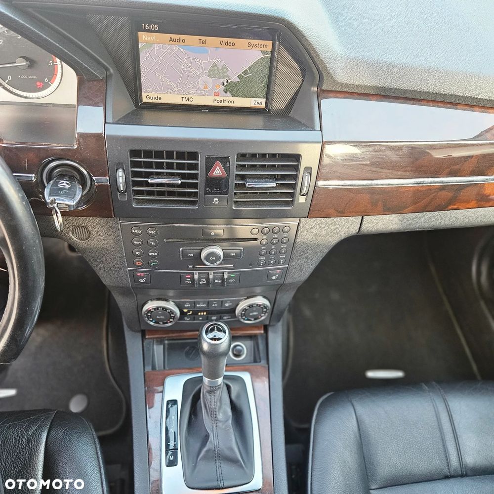 Mercedes-Benz GLK 250 CDI DPF 4Matic BlueEFFICIENCY 7G-TRONIC SPORT EDITION - 33