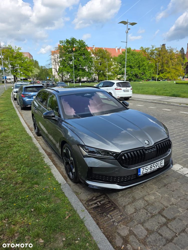 Skoda Superb 2.0 TSI Sportline DSG - 5