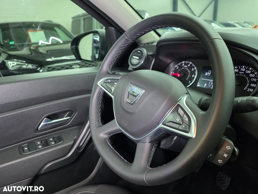 Dacia Duster dCi 110 FAP 4x4 Prestige - 16