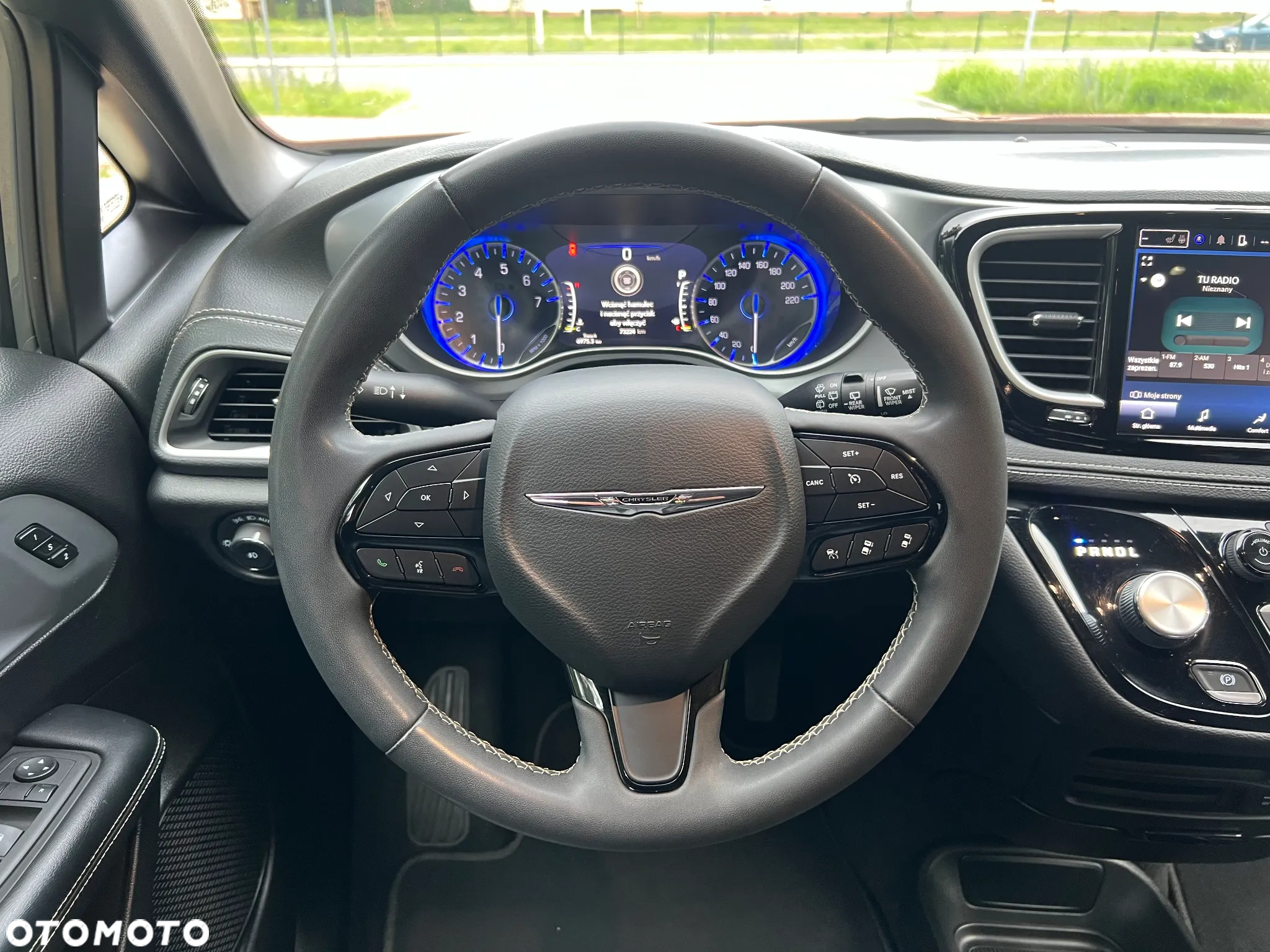 Chrysler Pacifica - 14