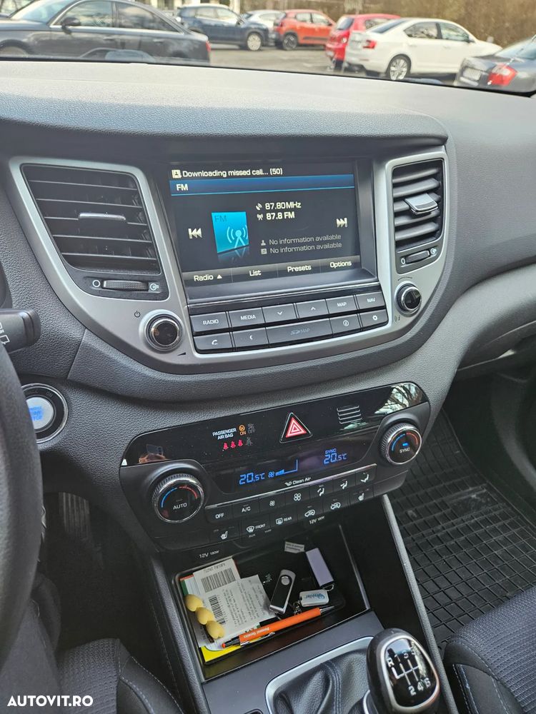 Hyundai Tucson blue 1.7 CRDi 2WD Classic - 11