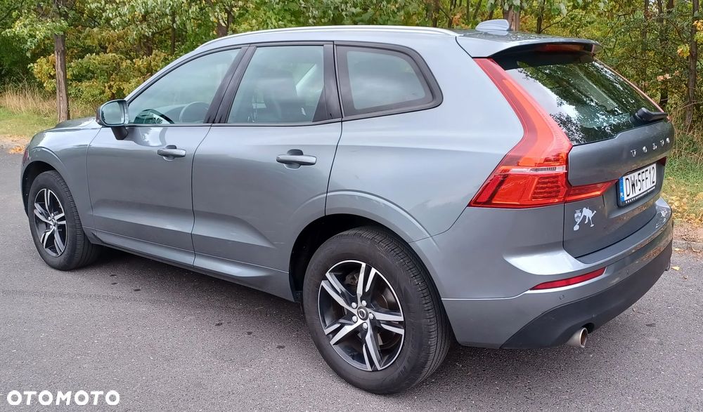 Volvo XC 60 T4 Momentum - 4