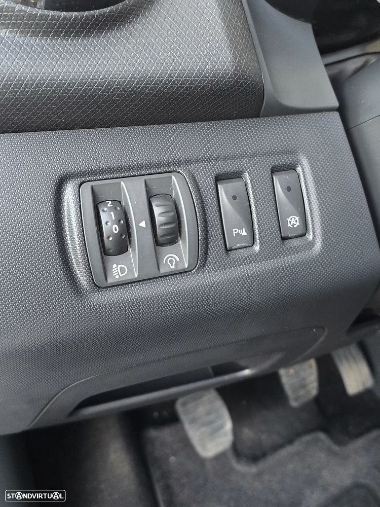 Renault Clio 0.9 TCE Dynamique S - 18