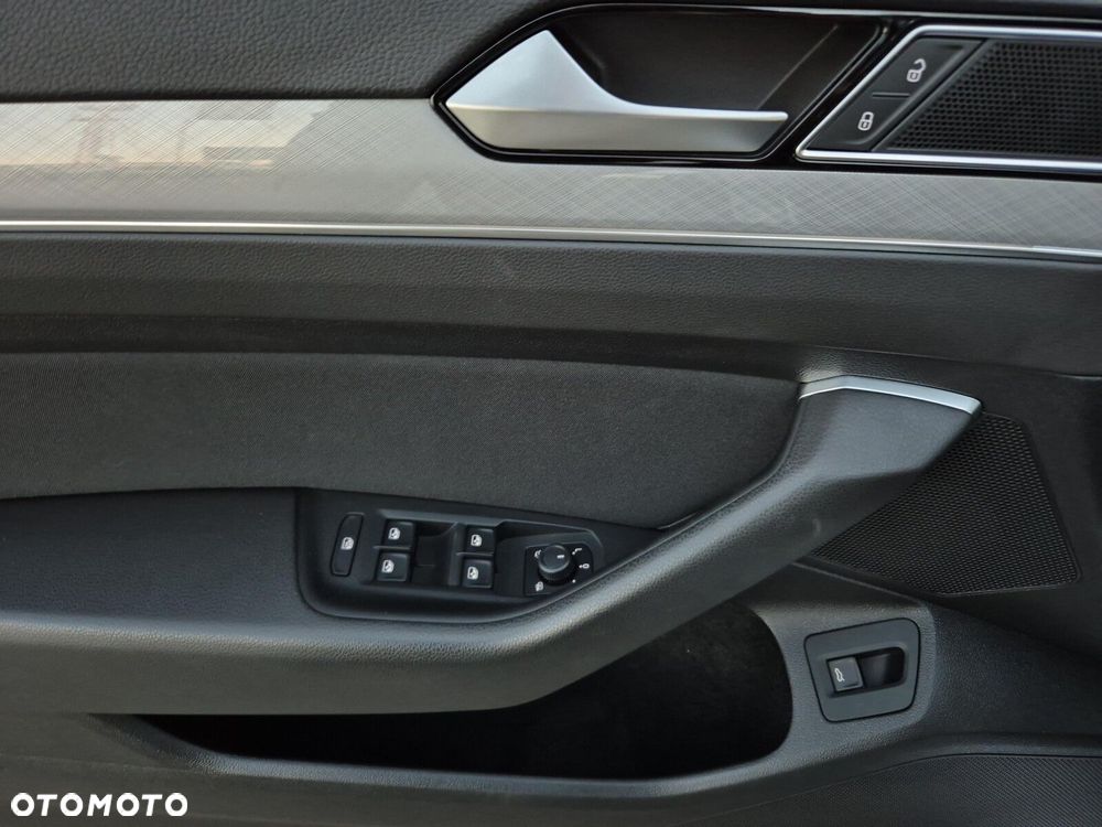 Volkswagen Passat 2.0 TDI EVO Business DSG - 14