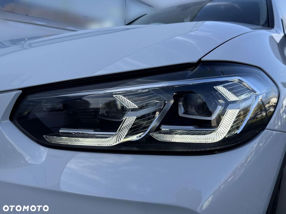 BMW X4 - 28