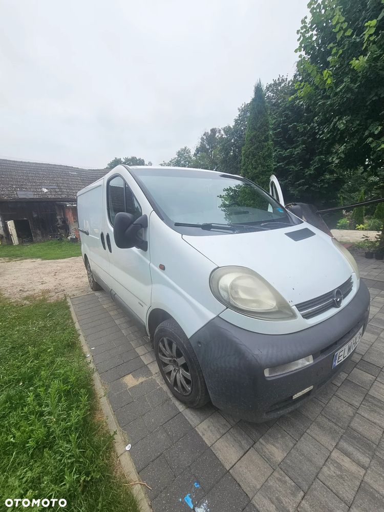 Opel Vivaro - 1