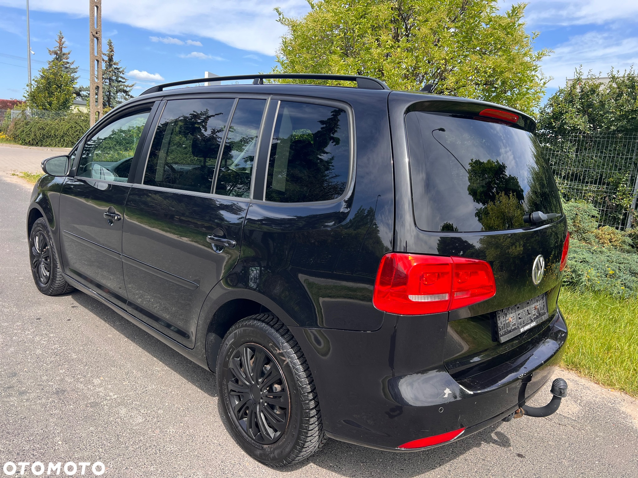 Volkswagen Touran 1.6 TDI DPF Comfortline DSG - 4