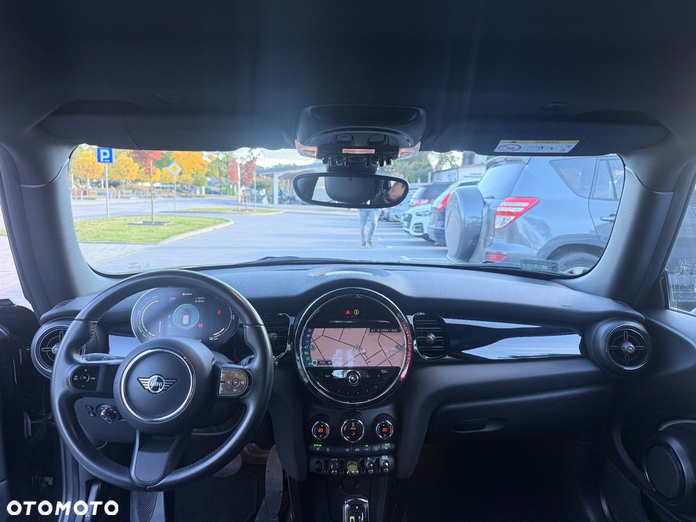 MINI Cooper SE Yours Trim - 10