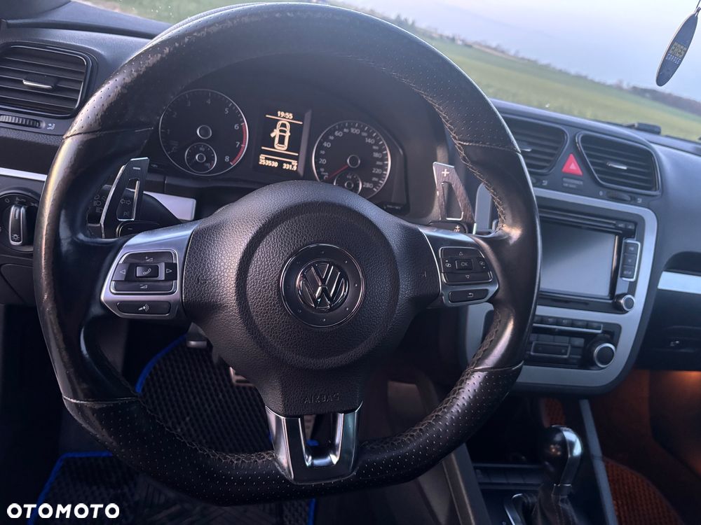 Volkswagen Scirocco 1.4 TSI DSG - 11