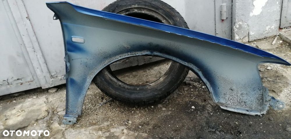 Błotnik Audi A4 B7 LEWY PRZÓD LZ5C - 6