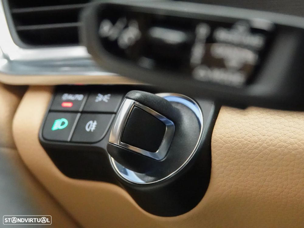 Porsche Panamera Sport Turismo 4 E-Hybrid Platinum Edition - 42