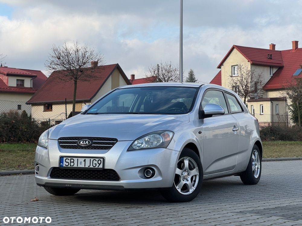 Kia Ceed 1.6 Comfort - 1