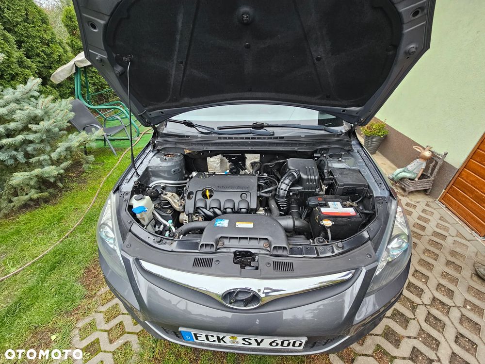 Hyundai i30 ver-i30cw-1-4-advantage - 6