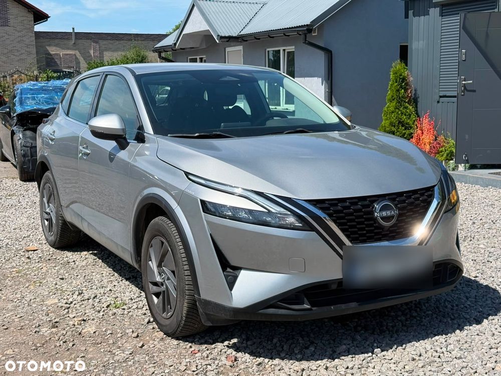Nissan Qashqai - 1