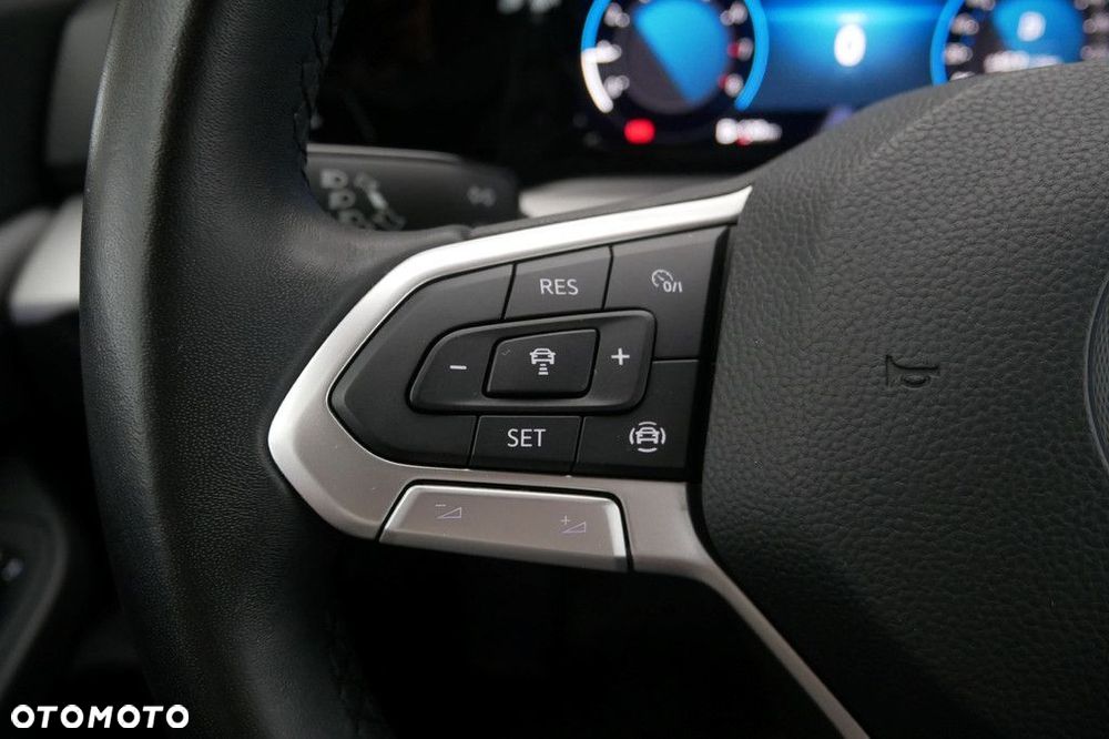 Volkswagen Golf - 18