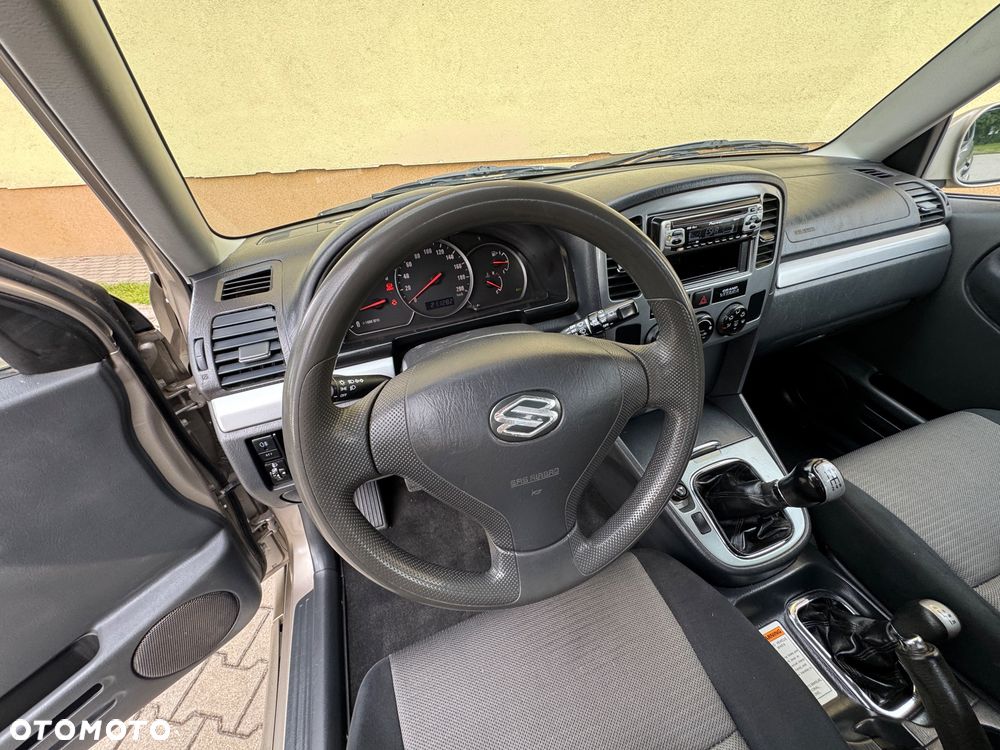 Suzuki Grand Vitara 2.0 TD Comfort Limited - 11
