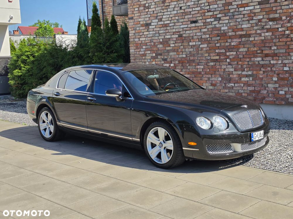 Bentley Flying Spur - 33