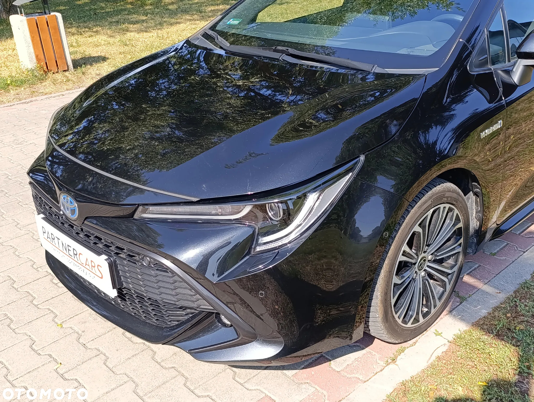 Toyota Corolla 1.8 Hybrid Comfort - 10