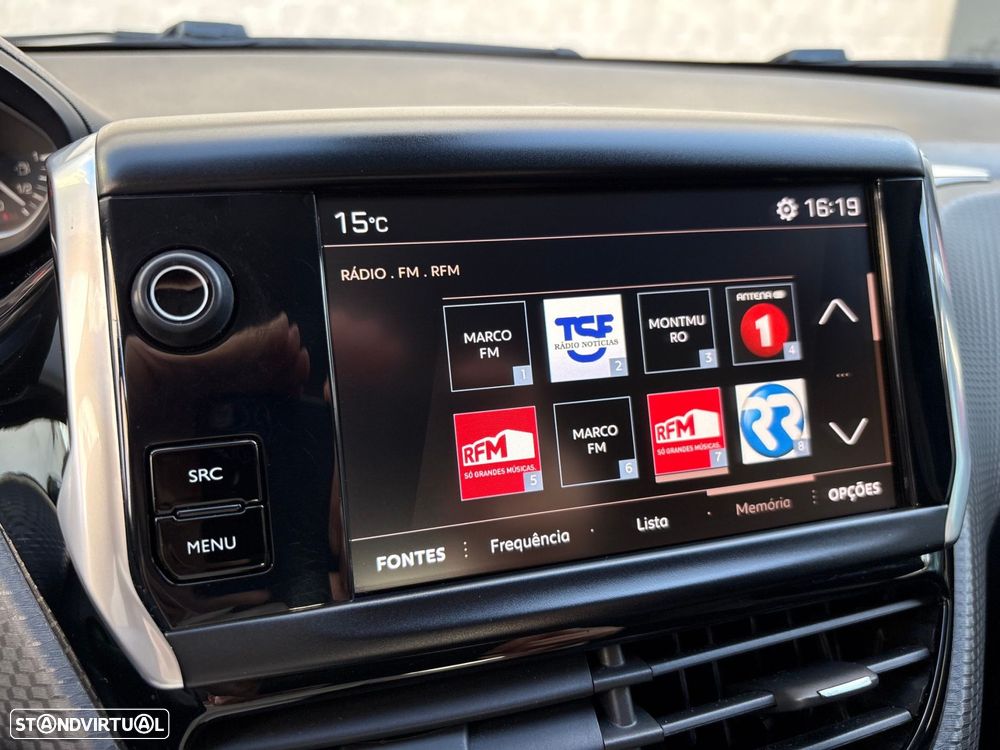 Peugeot 2008 1.2 PureTech Style - 18