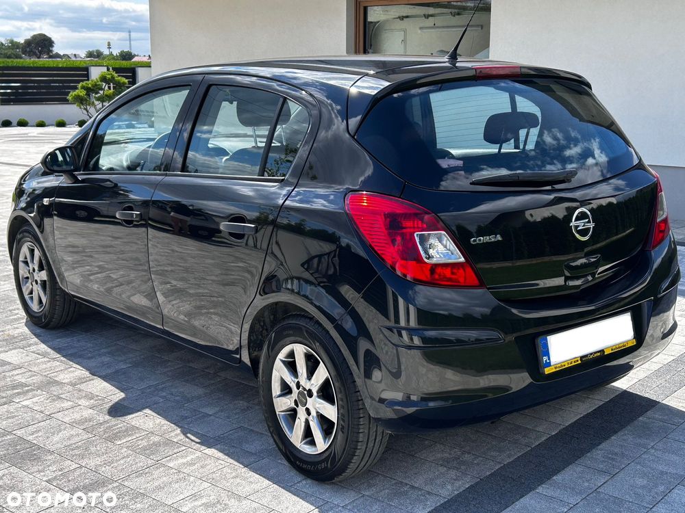 Opel Corsa - 2