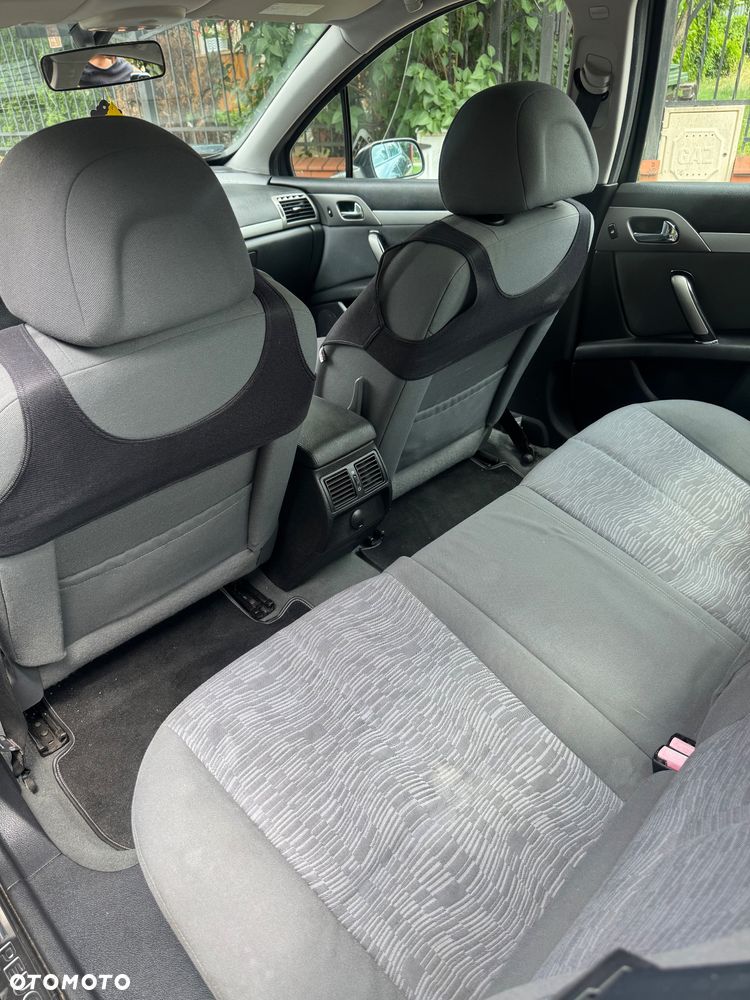 Peugeot 407 1.6 HDI Premium - 10