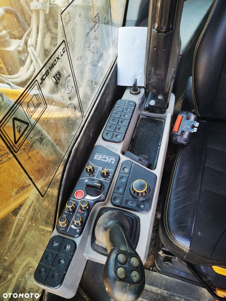 JCB 140 X LC 2021 ROK - 13