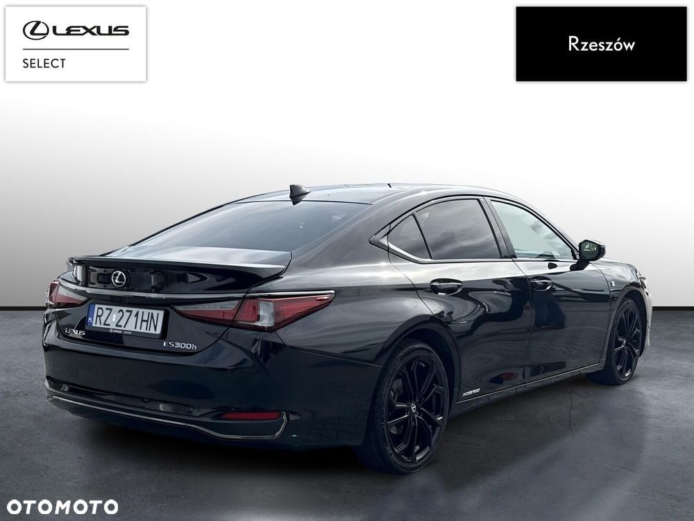 Lexus ES 300h F Sport Edition - 5