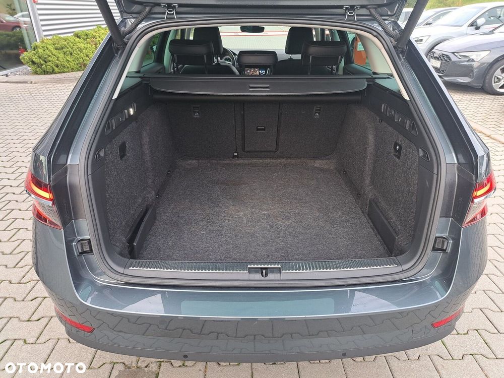 Skoda Superb 2.0 TDI 4x4 Style DSG - 35
