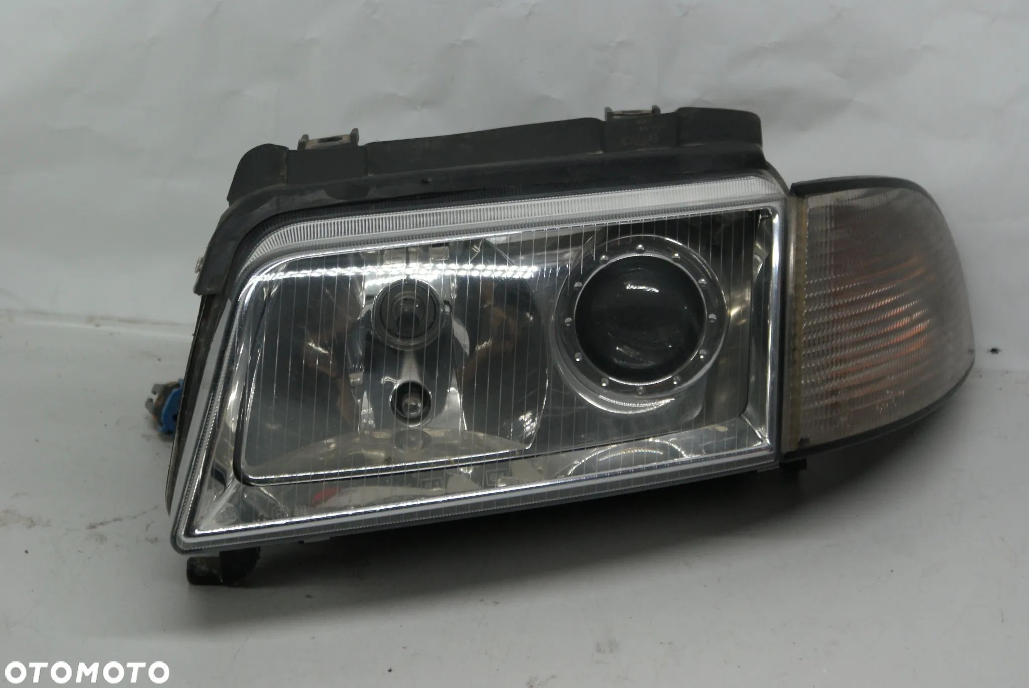Lampy przednie audi a4 s4 rs4 xenon - 1