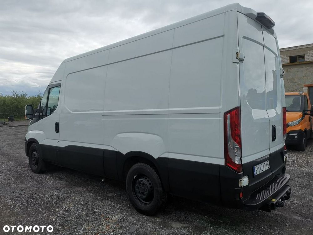 Iveco Daily 35 S17 - 4