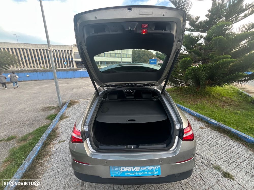 Mercedes-Benz CLA 180 d Shooting Brake Style - 21
