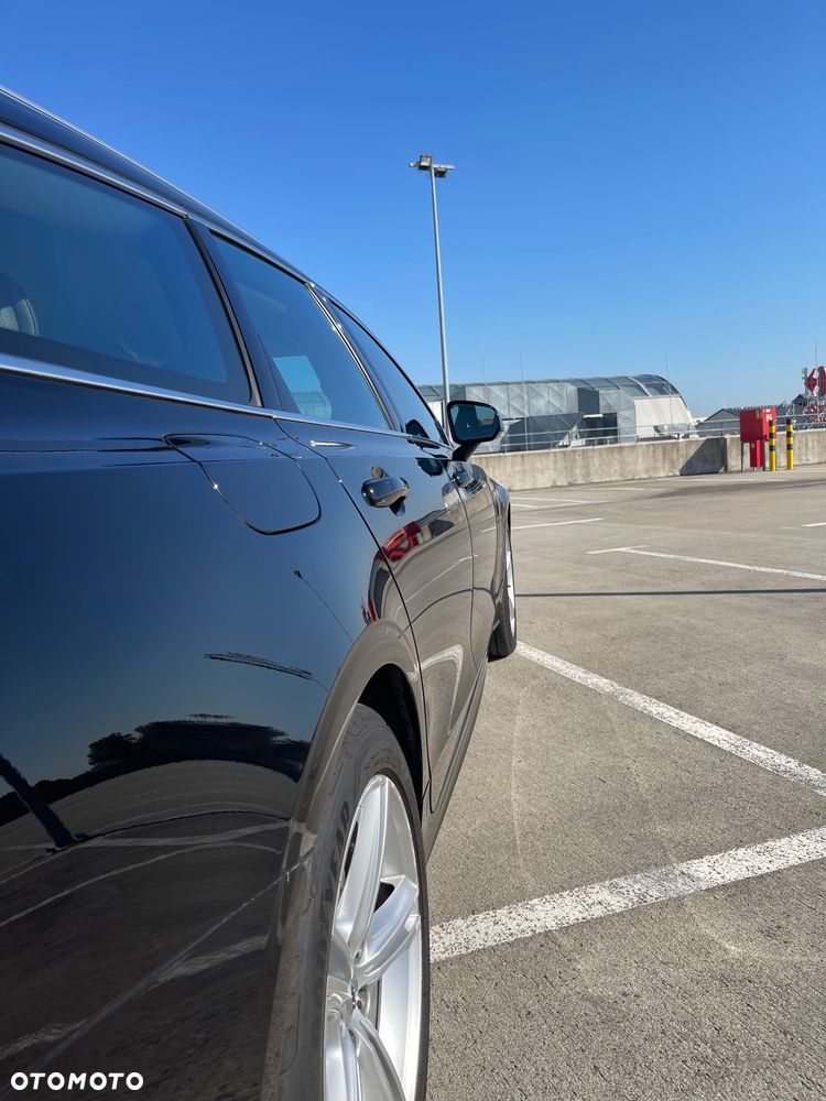 Volvo V90 D4 AWD Momentum Pro - 6