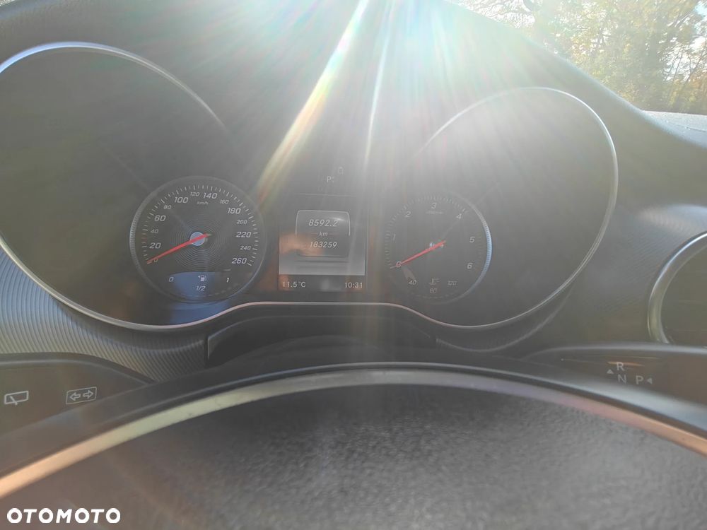 Mercedes-Benz Klasa V 250 (BlueTEC) d Avantgarde 7G-Tronic (d³ugi) - 25