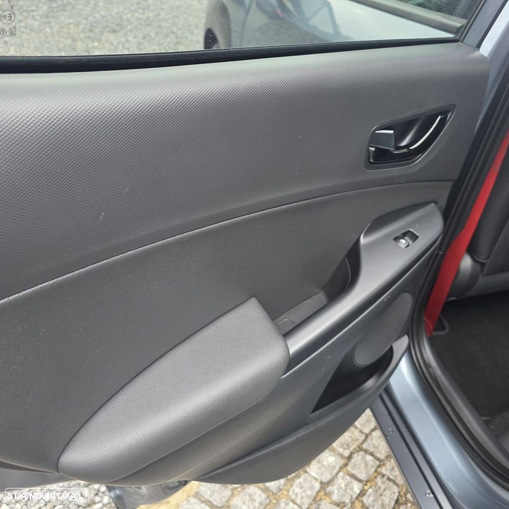 Hyundai Kauai 1.0 T-GDi Premium Pele/Tec Ver.+Nav+Vision - 32