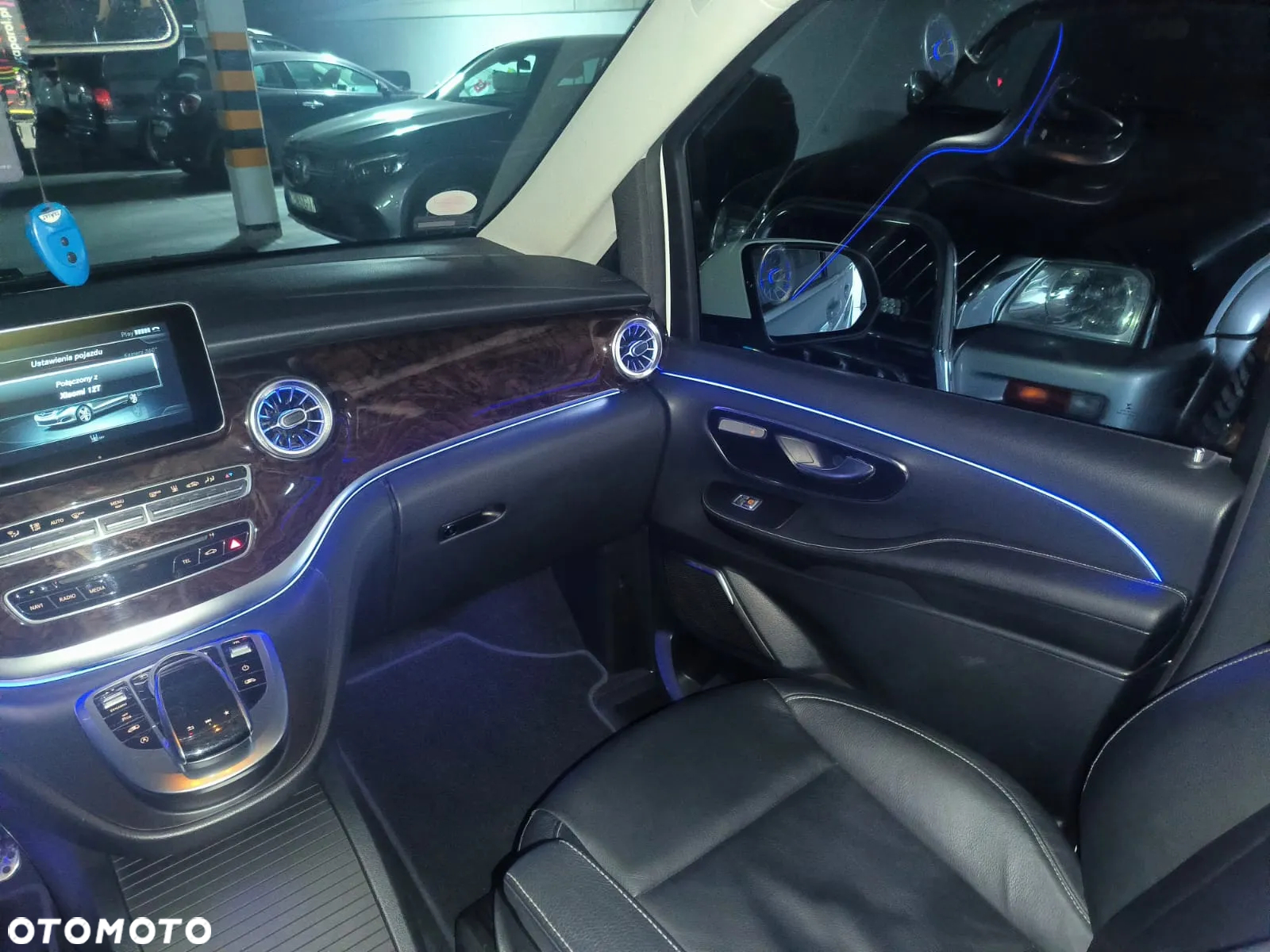 Mercedes-Benz Klasa V 250 (BlueTEC) d Avantgarde 7G-Tronic (ekstra d³) - 7