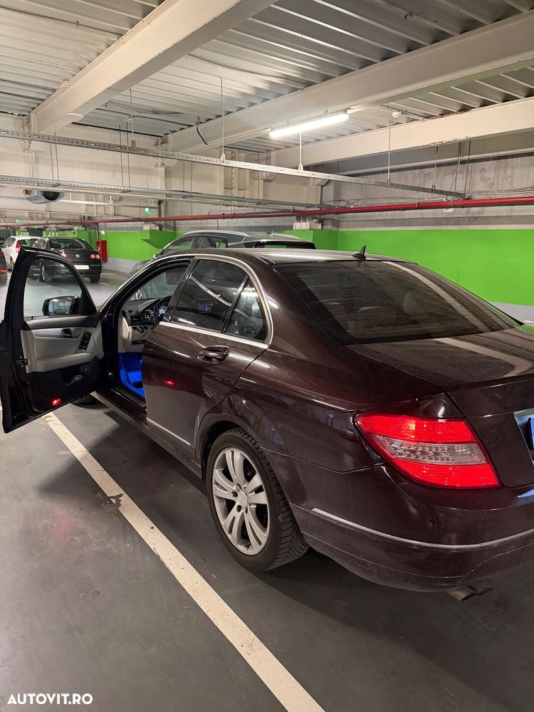 Mercedes-Benz C 200 CDI DPF Automatik BlueEFFICIENCY Avantgarde - 2