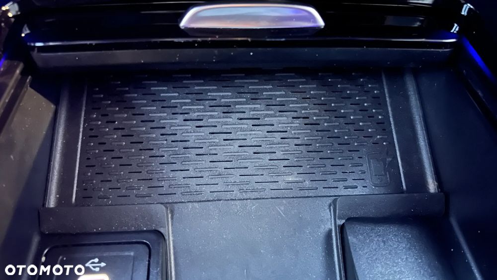 Mercedes-Benz GLB 220 d 4-Matic AMG Line 8G-DCT - 19