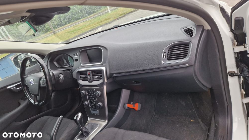 Volvo V40 D4 Summum - 11